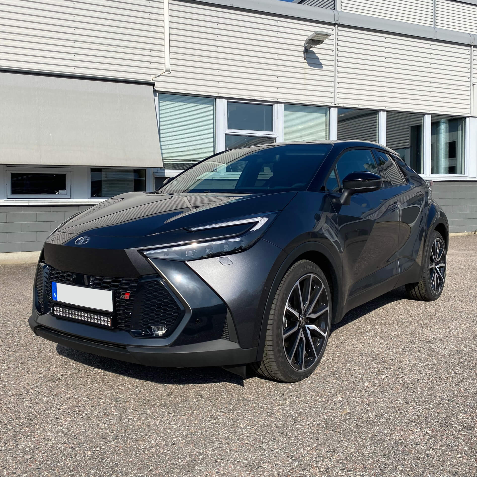 Toyota C-HR 2024- Modellanpassat Extraljus-kit, Vision X